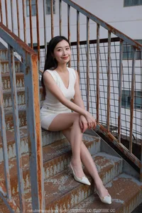 Modern Office Chic: Xiao Jie in the IESS SXJ No.2012 Fashion Collection - image 40