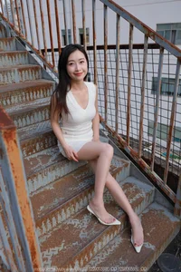 Modern Office Chic: Xiao Jie in the IESS SXJ No.2012 Fashion Collection - image 27
