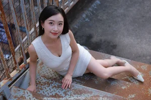 Modern Office Chic: Xiao Jie in the IESS SXJ No.2012 Fashion Collection - image 52