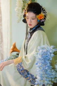YiTuYu Art Language Vol.5930: Exquisite Artistic Portraits Featuring the Graceful Yu Han - image 14