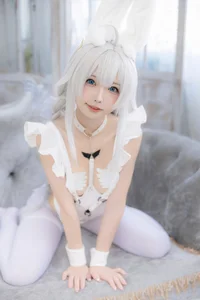 Stunning Azur Lane Le Malin Cosplay by Shi Wan Zhen Zhi Fu Te - Elegant Anime Costume Photography and Character Inspiration Part 02 - image 1