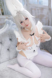 Stunning Azur Lane Le Malin Cosplay by Shi Wan Zhen Zhi Fu Te - Elegant Anime Costume Photography and Character Inspiration Part 02 - image 17