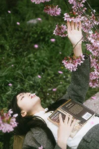 YiTuYu Art Language Vol.6745 Er Liang Feng Yue Artistic Photography Gallery - image 0
