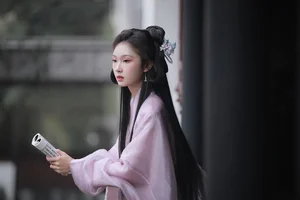Exploring the Grace of Qin Qin in YiTuYu Vol.7097 - image 7