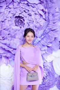 Hong Diem Stuns with Bold and Sophisticated Style at Recent High-Profile Event - image 14