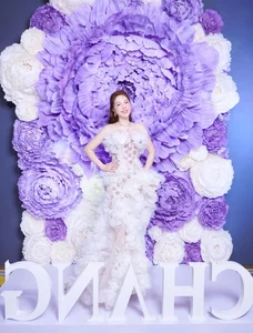Hong Diem Stuns with Bold and Sophisticated Style at Recent High-Profile Event - image 11