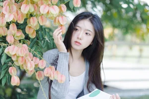 Mu You You in YiTuYu Art Language Vol.7888: A Stunning Collection of Artistic Photography and Modern Portrait Techniques - image 14