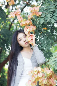 Mu You You in YiTuYu Art Language Vol.7888: A Stunning Collection of Artistic Photography and Modern Portrait Techniques - image 20
