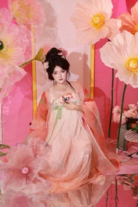 Sophisticated Grace: YiTuYu Art Language Vol.5547 Starring KaiLin Jiang - image 31