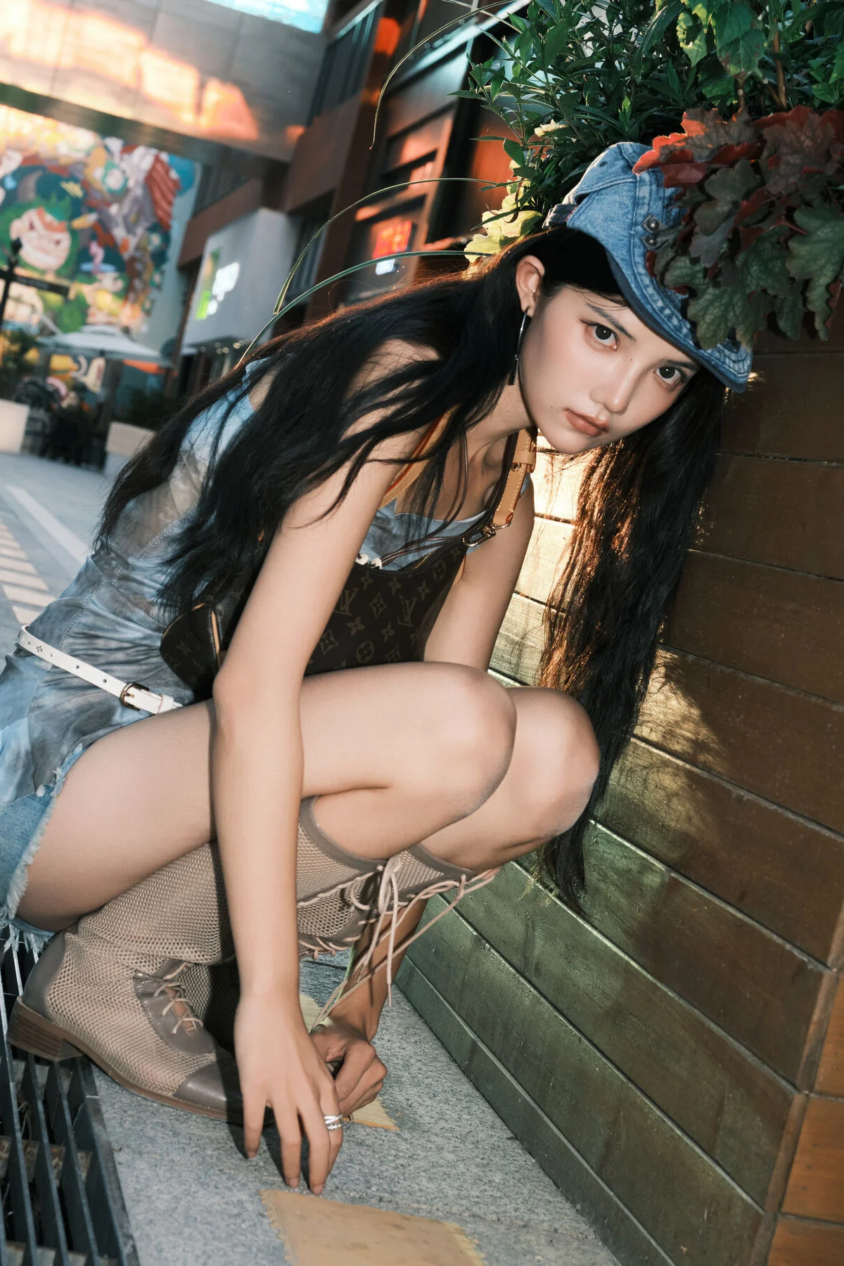 Artistic Mastery in YiTuYu Vol.7749 Featuring Duo Mi Domy