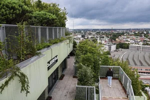 From War Bunker to Green Oasis: Exploring Hamburg's Innovative Urban Transformation - image 5