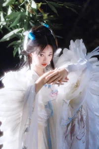 Elegant Portrait Photography: YiTuYu Art Language Vol.6162 Featuring Er Liang Feng Yue - image 18