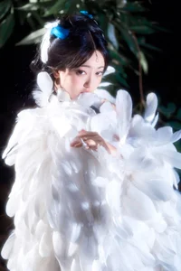 Elegant Portrait Photography: YiTuYu Art Language Vol.6162 Featuring Er Liang Feng Yue - image 8
