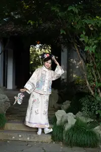 YiTuYu Vol.8552: Jiao Yi Zhi Sui Sui – Captivating Ancient Beauty & Traditional Artistry - image 9