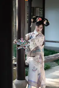 YiTuYu Vol.8552: Jiao Yi Zhi Sui Sui – Captivating Ancient Beauty & Traditional Artistry - image 32