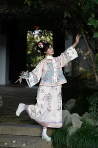 YiTuYu Vol.8552: Jiao Yi Zhi Sui Sui – Captivating Ancient Beauty & Traditional Artistry - image 6