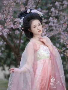 Captivating Visuals: YiTuYu Art Language Vol.7504 Yu Yuan Yi Wan Collection - image 19