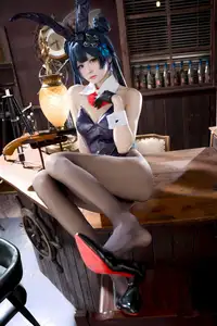 Coser Jiu Qi Miao Transforms into Ryūka Fisaki Bunny Girl: A Dazzling Blue Archive Cosplay - image 32