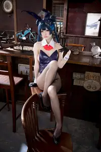 Coser Jiu Qi Miao Transforms into Ryūka Fisaki Bunny Girl: A Dazzling Blue Archive Cosplay - image 30