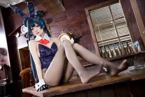 Coser Jiu Qi Miao Transforms into Ryūka Fisaki Bunny Girl: A Dazzling Blue Archive Cosplay - image 4