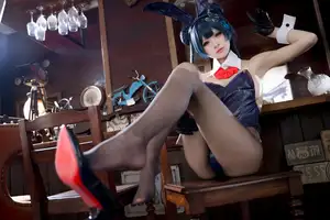 Coser Jiu Qi Miao Transforms into Ryūka Fisaki Bunny Girl: A Dazzling Blue Archive Cosplay - image 6