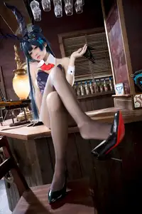 Coser Jiu Qi Miao Transforms into Ryūka Fisaki Bunny Girl: A Dazzling Blue Archive Cosplay - image 31
