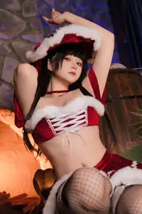 Coser Yu Yu: Christmas Eve Magic - Enchanting Holiday Spell [61P] - image 10