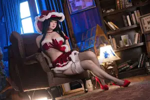 Coser Yu Yu: Christmas Eve Magic - Enchanting Holiday Spell [61P] - image 2