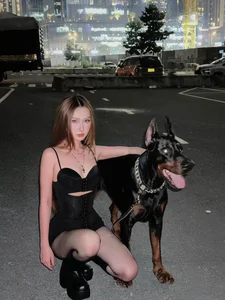 TikTok Sensation Thanh Meo Viral Video Highlights Her Surreal Waistline - image 1