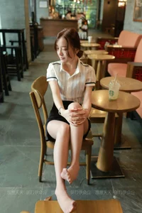 Wan Ping: Redefining Professional Style in the IESS Office Lady Series - image 33