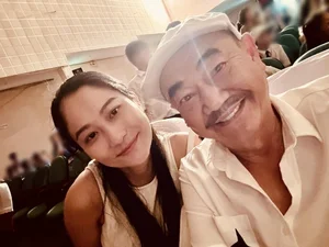 Youthful Charm and Sophistication: Exploring the Vibrant Style of Actor Viet Anh's 9x Partner - image 1