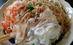 Banh Tam Bi: Mekong Delta's Rustic Dish That Hooks Diners From the First Bite - image 4