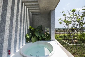Modern Split-Level House with Unique Urban Garden in Ho Chi Minh City - image 3