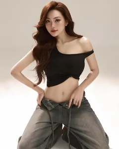 Flawless Beauty: The Rising Star from Nghe An Captivating Social Media - image 0
