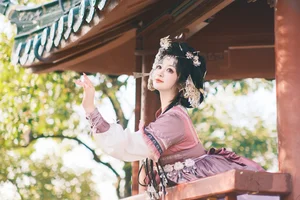 YITUYU Art Language 2024.01.28: Ethnic Miao Style Featuring Model He He Miao - image 5