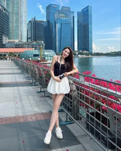 Miss Vietnam Do Thi Ha Shares Stunning Summer Travel Fashion Inspiration - image 6