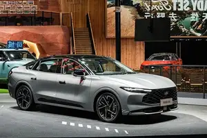 Discover Ford Mondeo 2026: Debuts in the billion-person market with stunning Mustang-inspired design. - image 0
