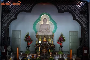 The Mysterious Open-Gate Pagoda: A Hidden Architectural Gem in Hue - image 2
