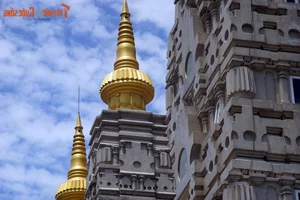 The Mysterious Open-Gate Pagoda: A Hidden Architectural Gem in Hue - image 8