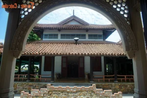 The Mysterious Open-Gate Pagoda: A Hidden Architectural Gem in Hue - image 4