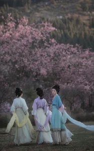 YiTuYu Art Language Vol.7029: Capturing the Beauty of Yu Fang in Art - image 7