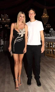 Ivanka Trump’s Fashion Evolution: Mastering Professional Chic and Timeless Elegance - image 6