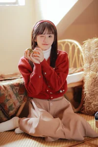 YiTuYu Art Language Vol.6947 Featuring Licaicain: Elegant Asian Portrait Photography - image 12