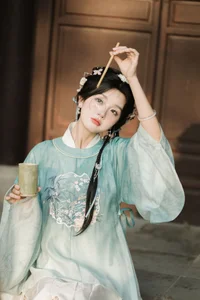 YiTuYu Art Language Vol.10429: Exquisite Photography Featuring Ao Te You Dian Man - image 29