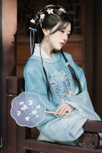 YiTuYu Art Language Vol.10429: Exquisite Photography Featuring Ao Te You Dian Man - image 20