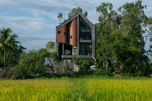 Innovative Flood-Proof Architecture in Da Nang: A New Standard for Climate-Resilient Sustainable Design - image 5