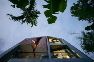 Innovative Flood-Proof Architecture in Da Nang: A New Standard for Climate-Resilient Sustainable Design - image 4
