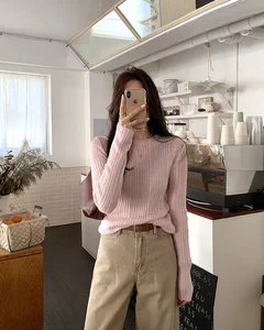 Spring 2026 Fashion Trends: 4 Youthful and Bright Outfit Combos for a Fresh Start - image 0