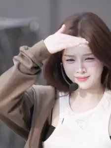 DJ Mie Shines with "Fairy-like" Visuals on Rehearsal Stage, Captivating Fans with Her Pure Beauty - image 3