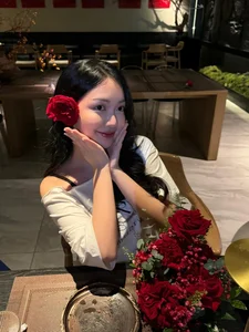 The Stunning Bac Giang Beauty: Meet the Prettiest Member of the Vietnamese WAGs Circle - image 1